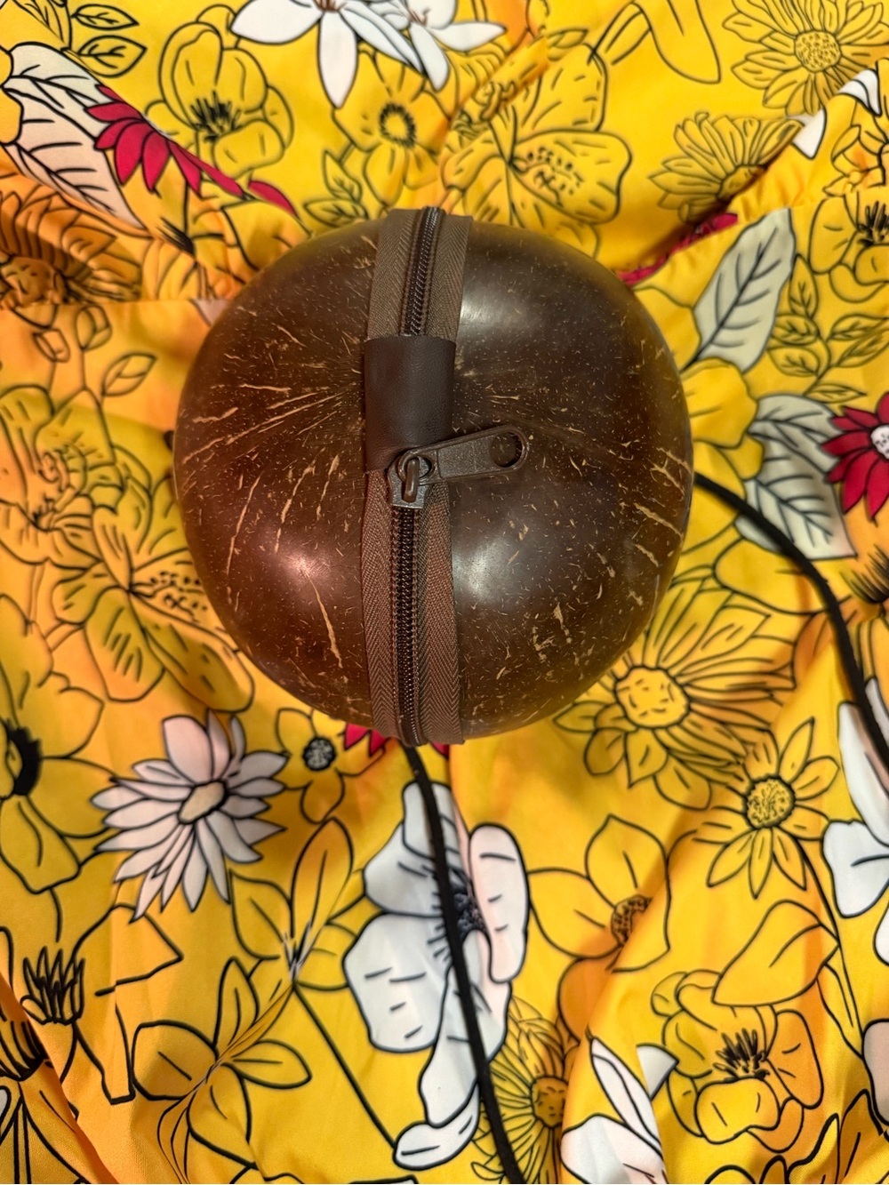 Coconut Shell Crossbody Bag with Zipper